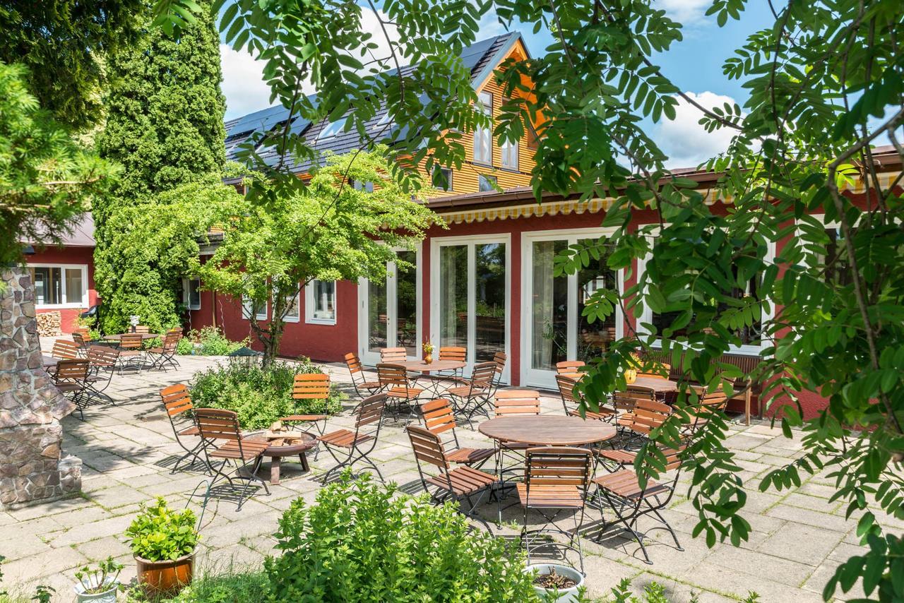 Seinz Wisdom Resort - Bio-Hotel Vegan-Vegetarisch Bad Kohlgrub Exterior photo